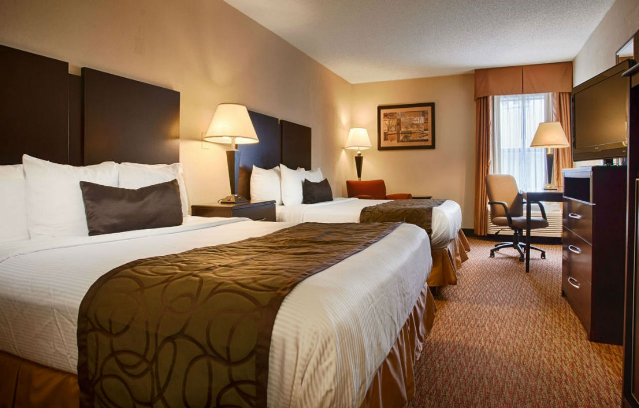 Best Western Plus Edison Inn Гарнер Экстерьер фото